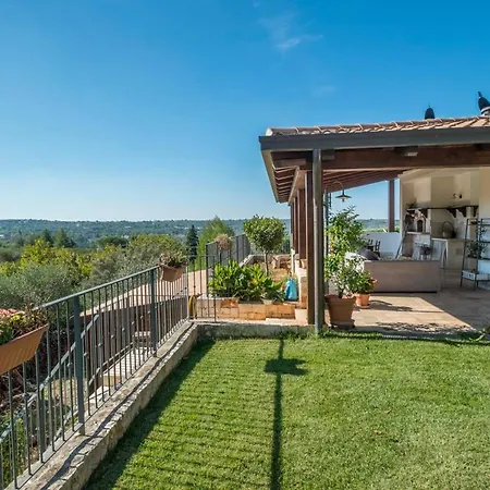 Sleeps 6 Pool Wifi Vila Noci
